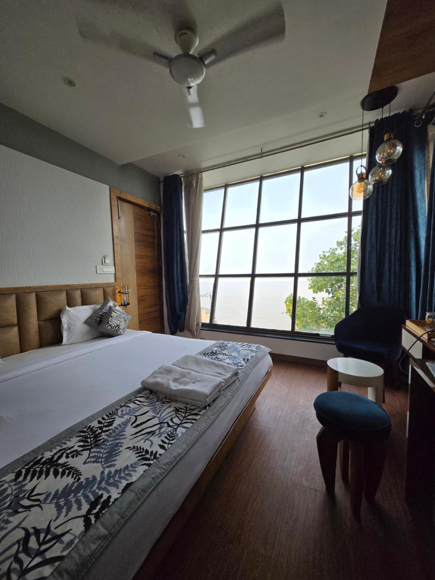 A Palace On River Varanasi Room photo